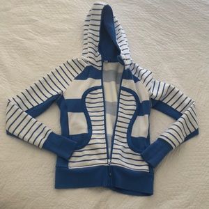 EUC Lululemon Scuba, Size 6